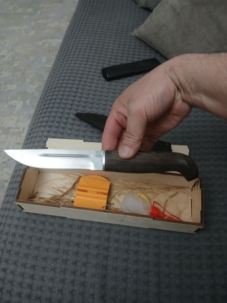 Продам финский нож барковский сделано в Якутии