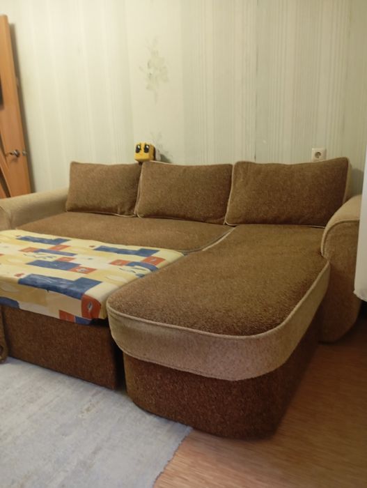 Диван б/у в хорошем состоянии