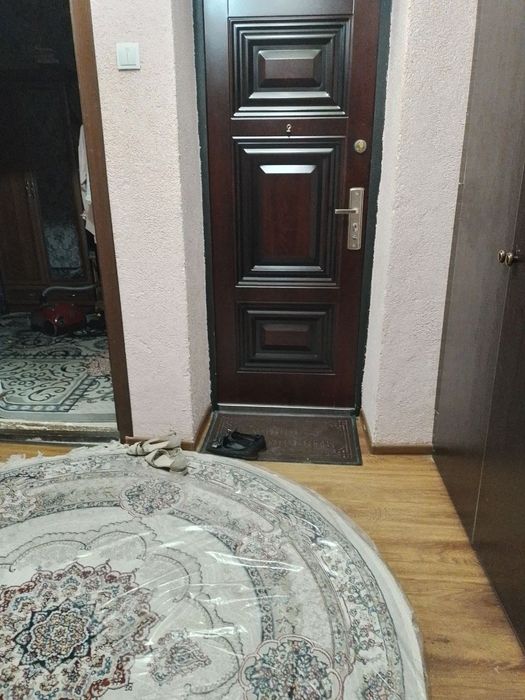 Uy sotiladi eski sergilida