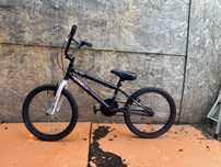 Bicicleta bmx jumper piranha roti 20”