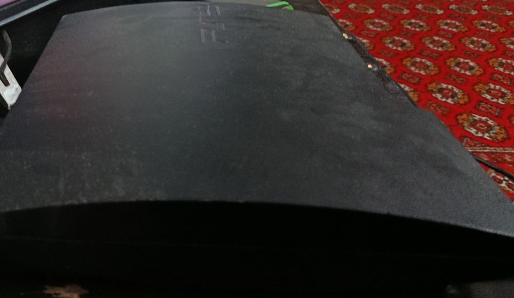 Продам PlayStation 3 в идеальном состоянии! Обмен не интересует