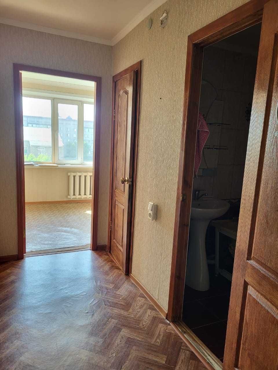 Продаётся 5-ти комнатная квартира (Жукова 21 А )