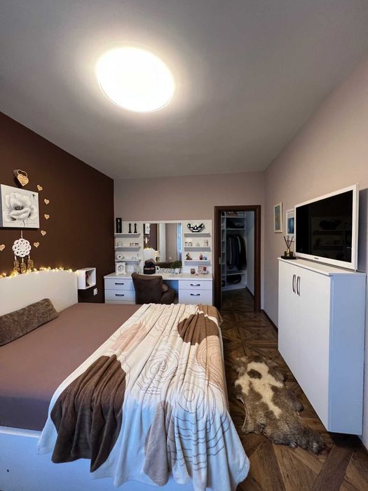 Продава се Тристаен апартамент в София, Подуяне - 85 кв.м за 2236 €/кв.м - Снимка #5