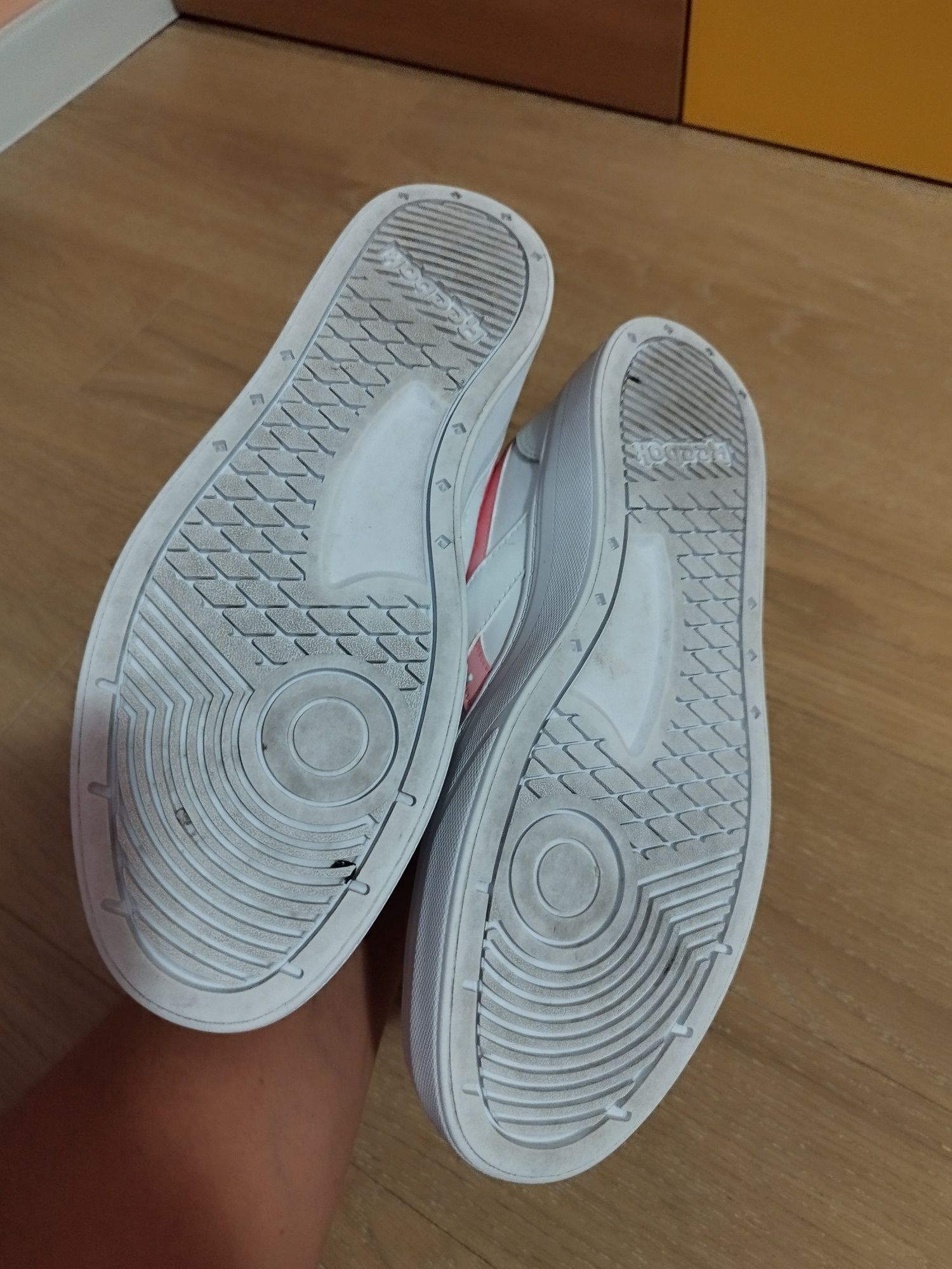 Дамски кецове Reebok