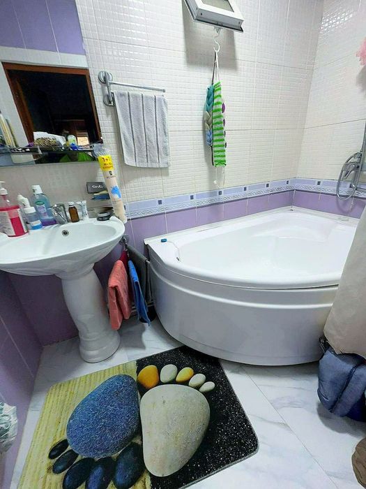 Квартира продаётся Чиланзар 24 квартал 3/4/5 бал 2*6 меб тех Ширин