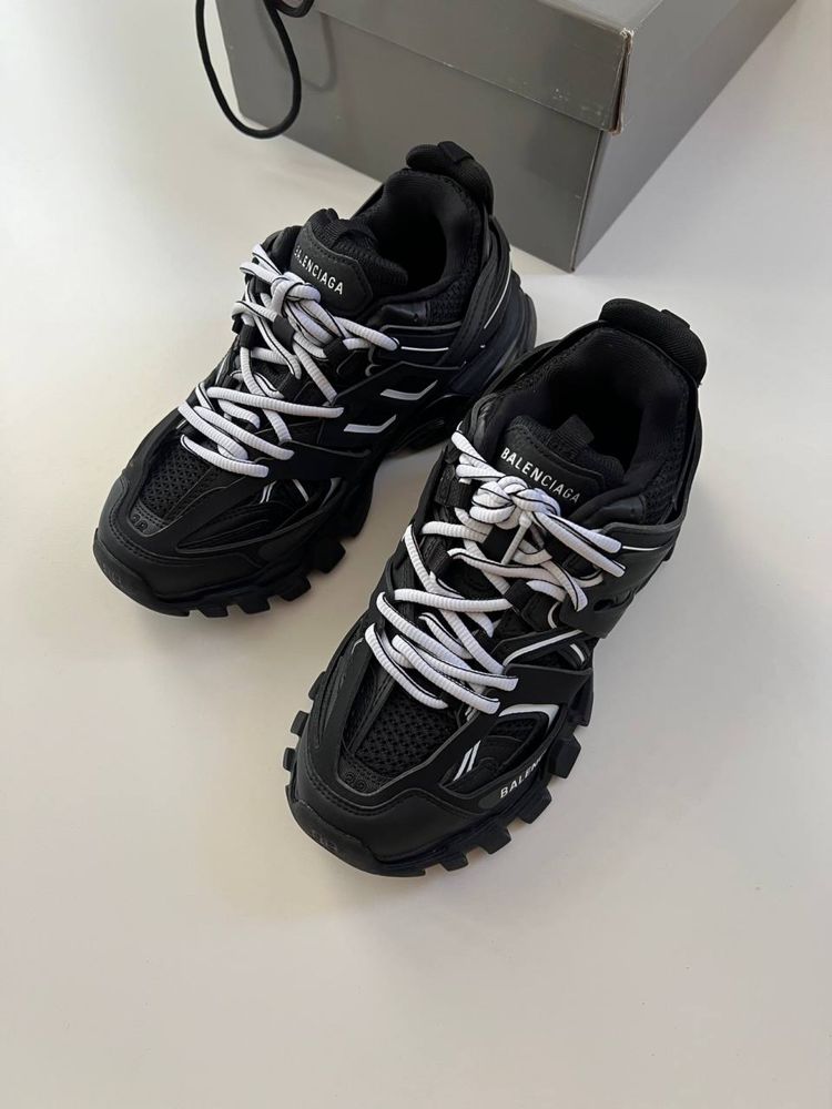 Balenciaga Track Обувки - Черен бял