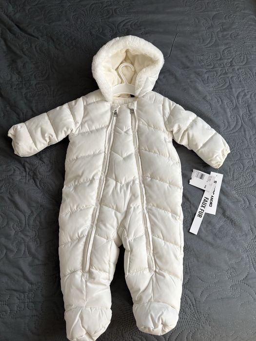 Combinezon bebe 6-9 luni dkny