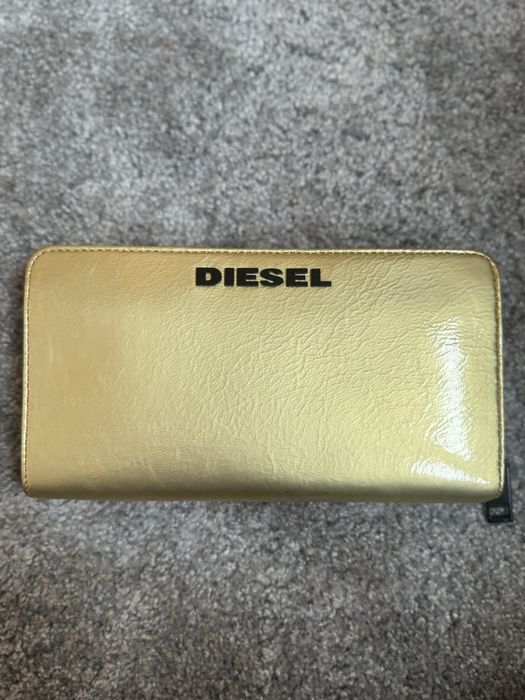 Дамски портфейл Diesel
