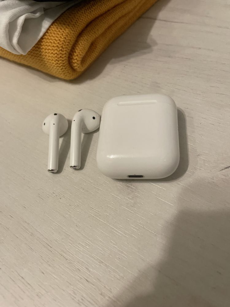 AirPods 2 Impecabile