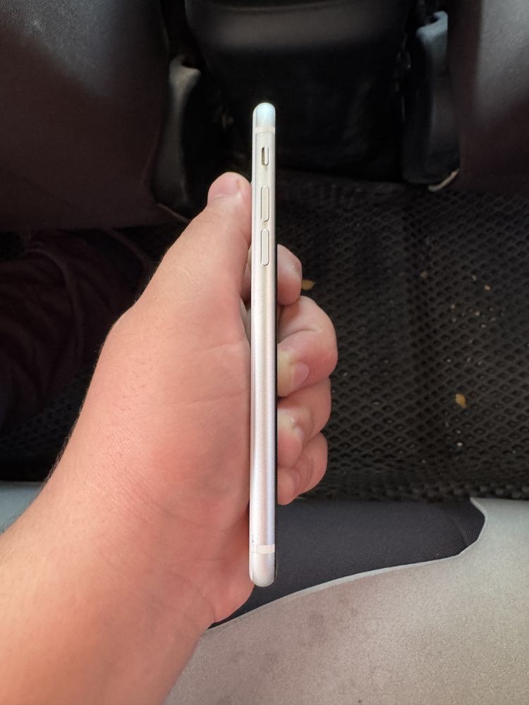 Iphone se2 128 tali