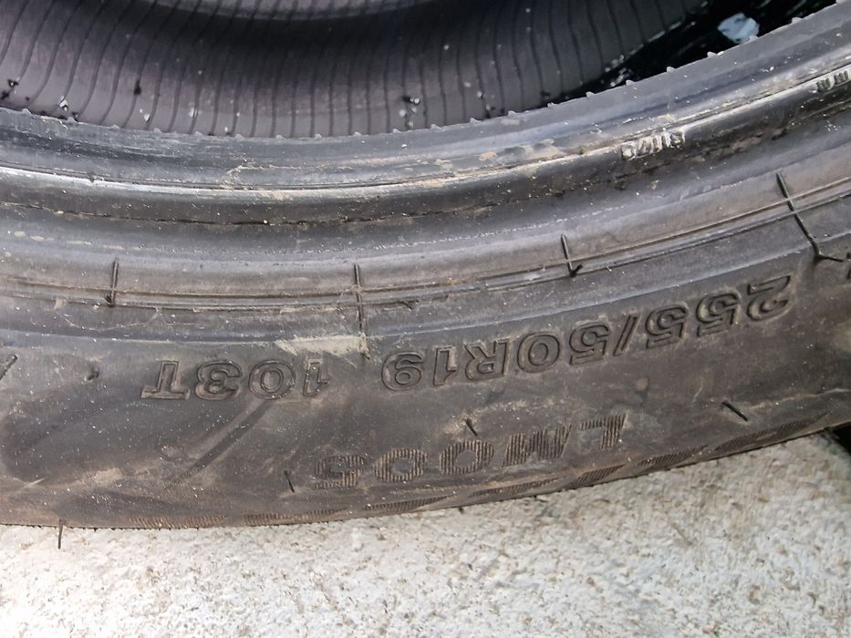 Anvelope 255/50R19 marca Bridgestone, DOT 2022, 6 mm ,M +S