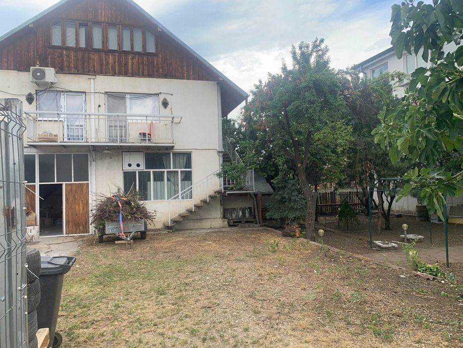 Vand teren 588mp , cladire P+1+M