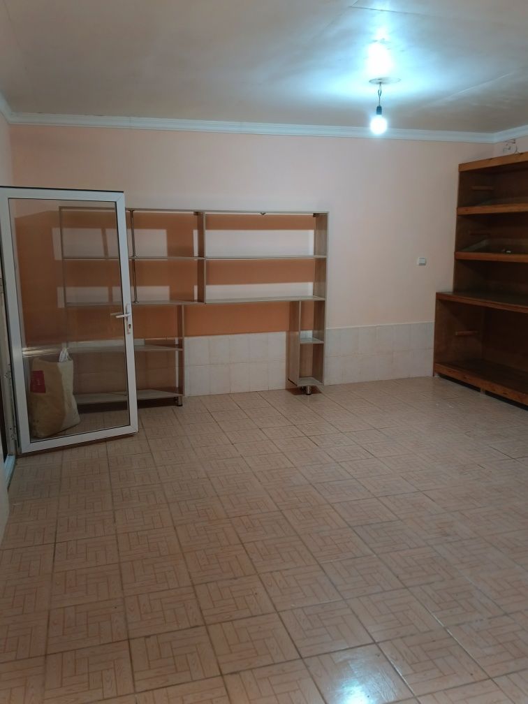 Комната для магазина или для швейной