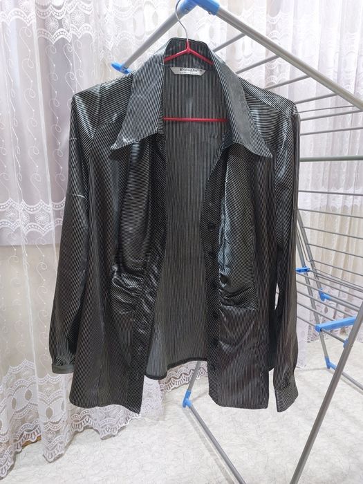 Продаётся полосатая рубашка