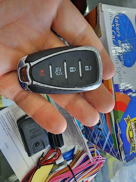 Magicar pult faqat ochip ilish uchun.