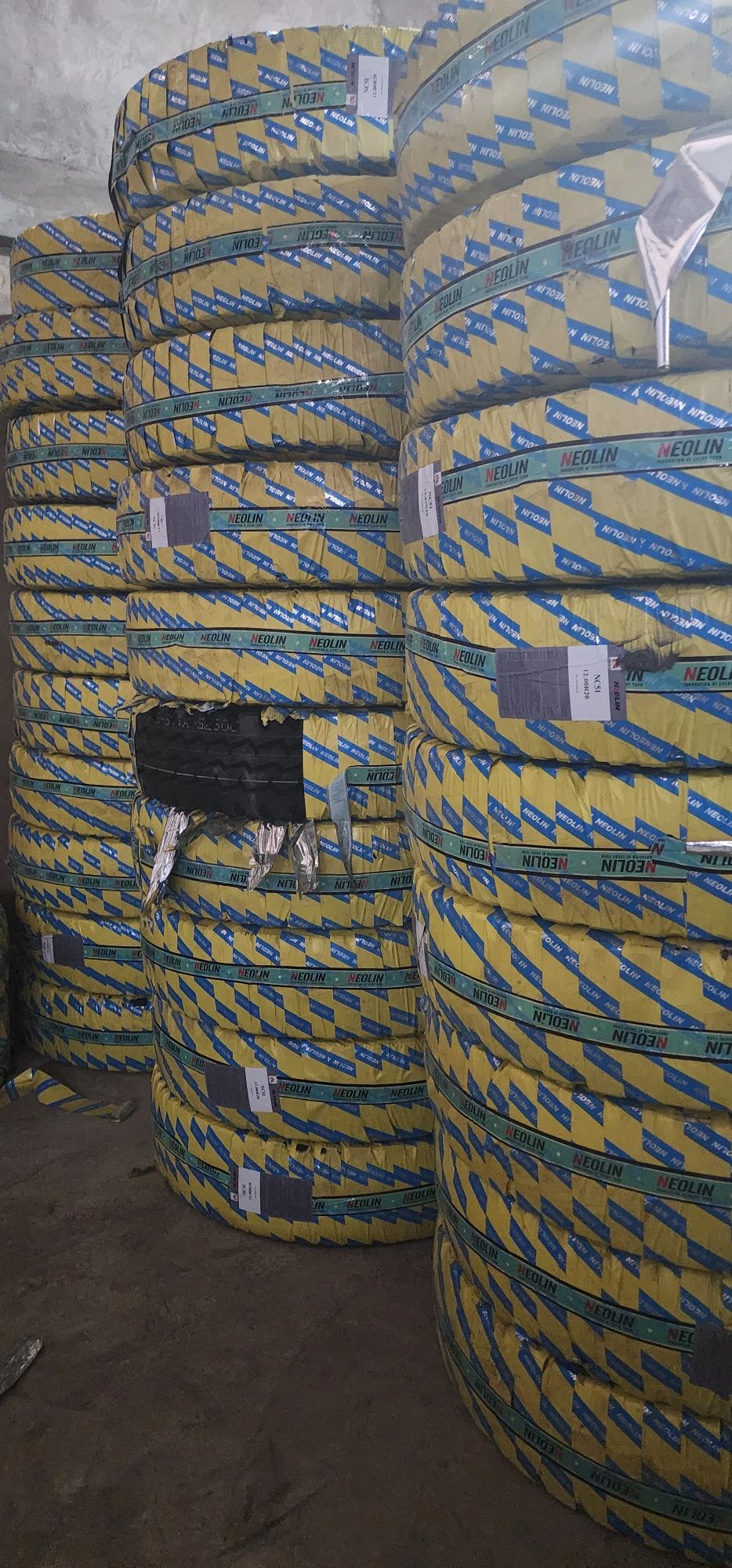 Автошина 12.00R20 PR22 NEOLIN ( китай)-ЗМЕЙКА..