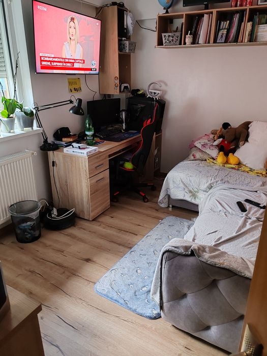 Vând apartament zona capăt cug