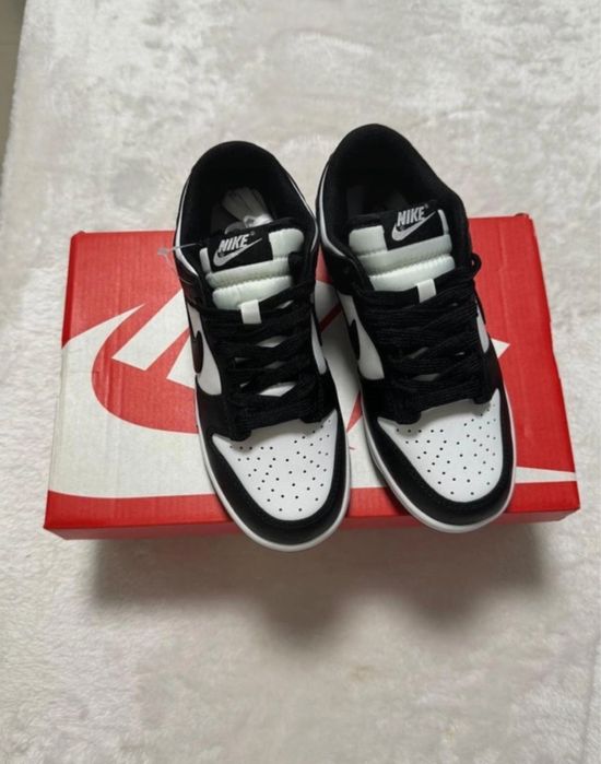 Nike dunk panda marimea 35,5