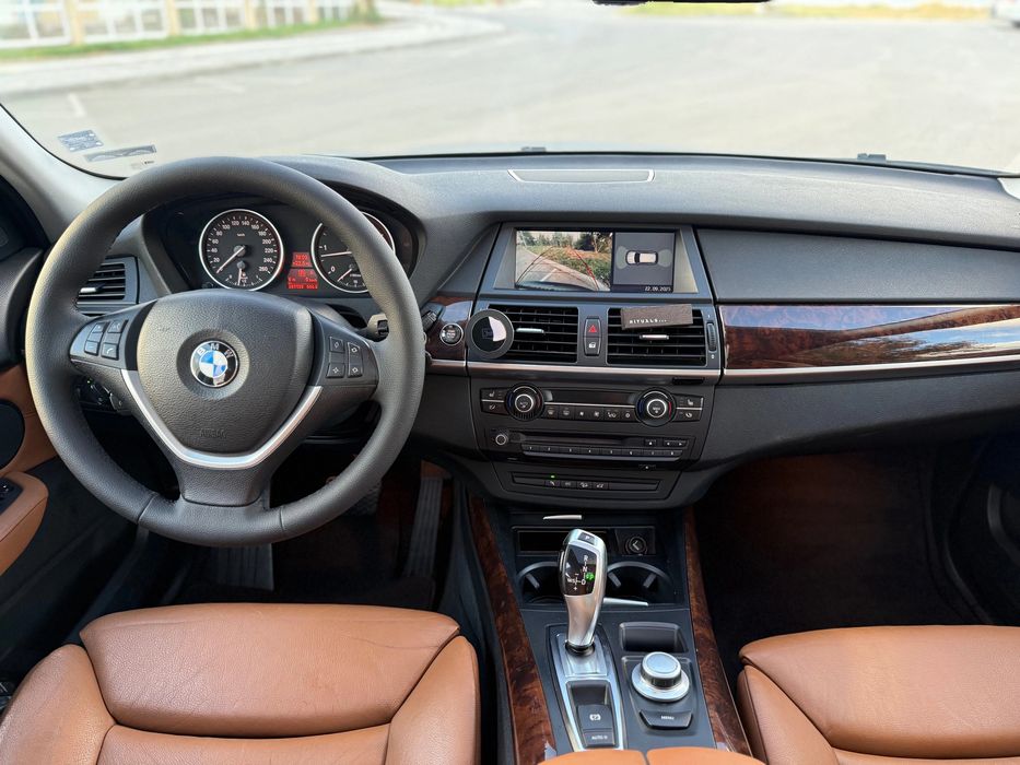 Продава се Джип BMW X5 E70 3.0D,перфектно състояние!
