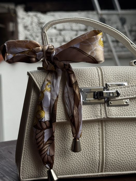 Малка дамска чанта