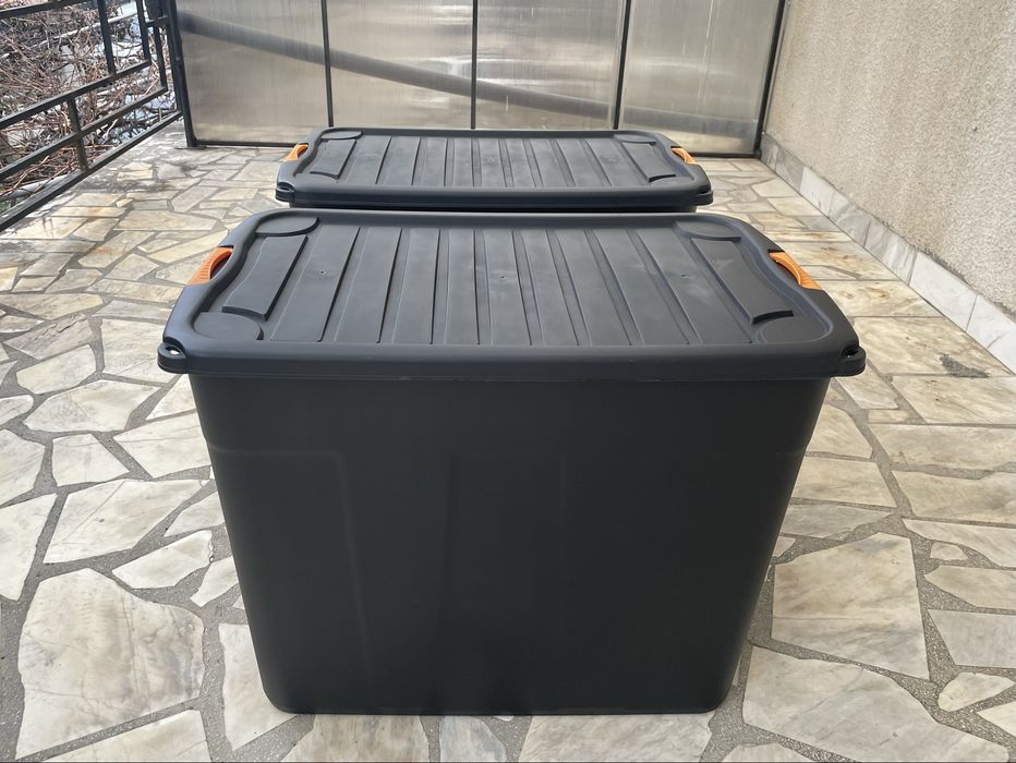 Чисто нови кутии за съхранение по 120л.