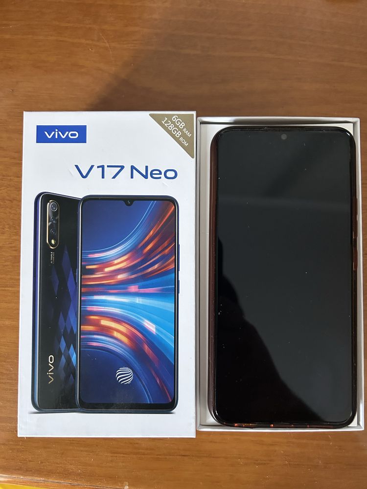 Смартфон vivo v 17 Neo