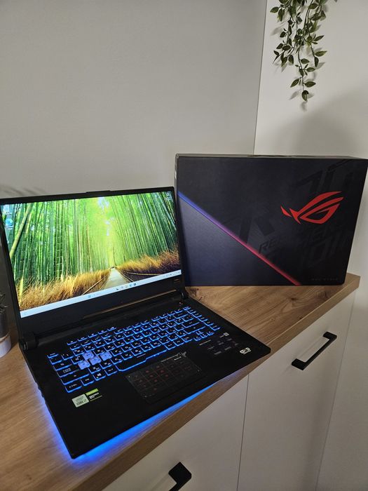 ASUS ROG Strix G512LI (32GB RAM / GTX 1650 4GB)