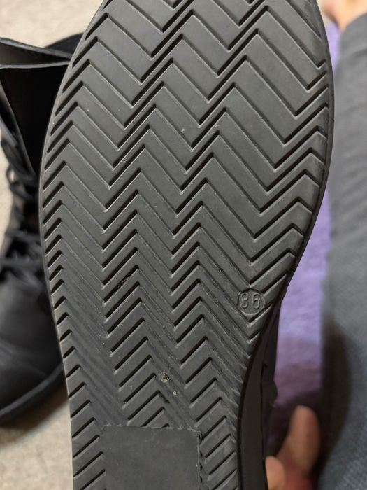 Дамски кожени боти