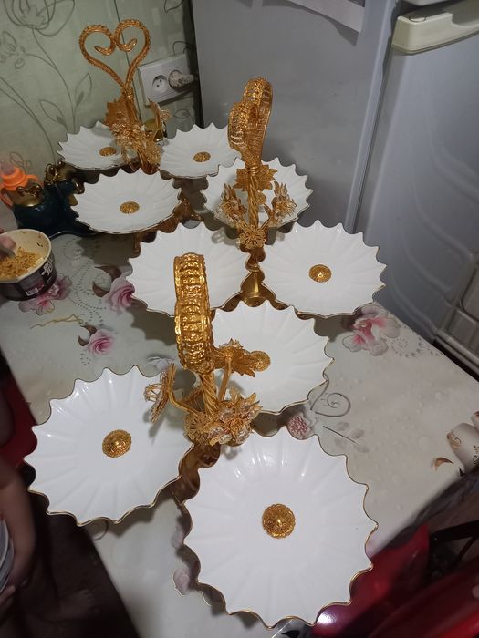 Орехница конфетница