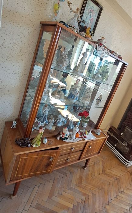 De vanzare Vitrina
