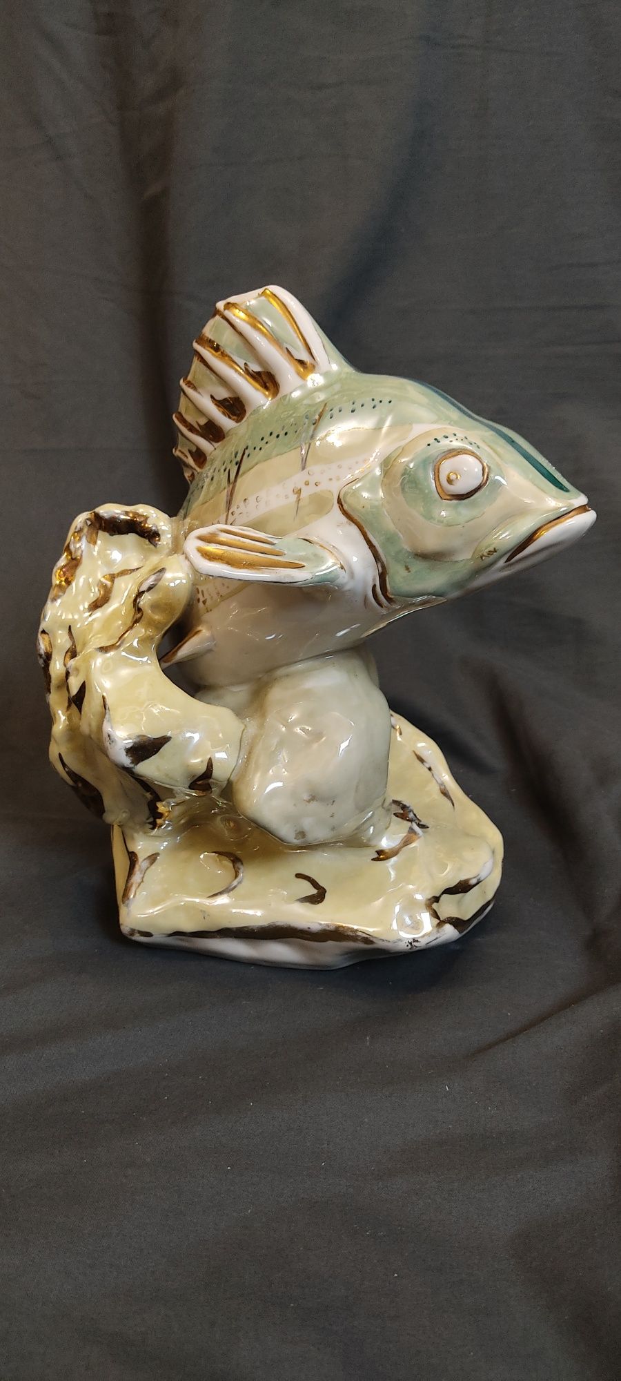Фарфоровая статуэтка рыба карп ёрш окунь дулево