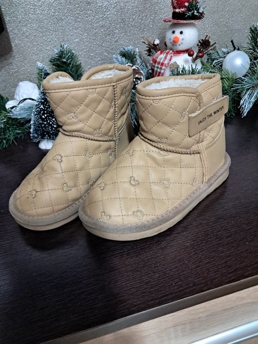 Vand papuci second-hand