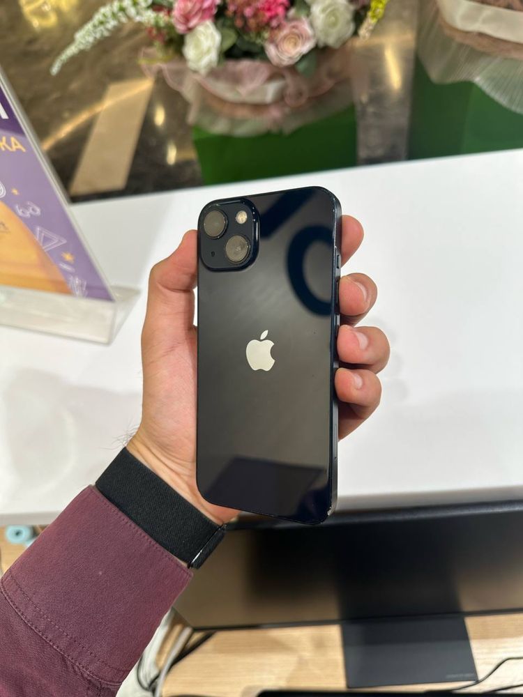 iPhone 13 • 128Gb • Dark Blue • Всё работает • Комплект