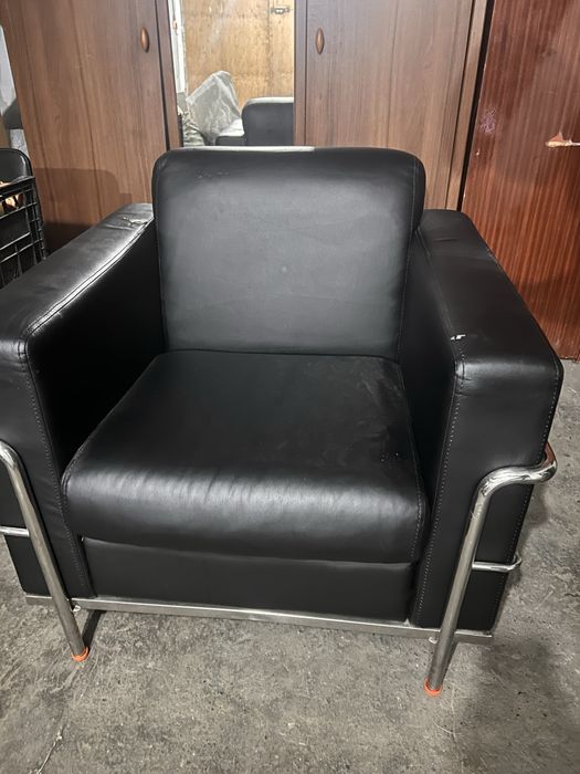 Кресло новый кожа