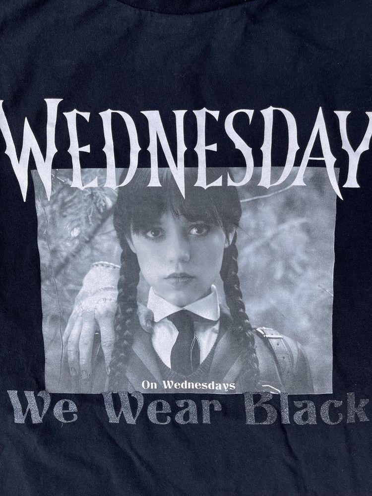 Wednesday тениска - S