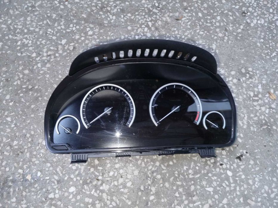 Ceasuri bord 6wa europa cu hud  BMW f10 f11 f01 f02 f06 f07 f12