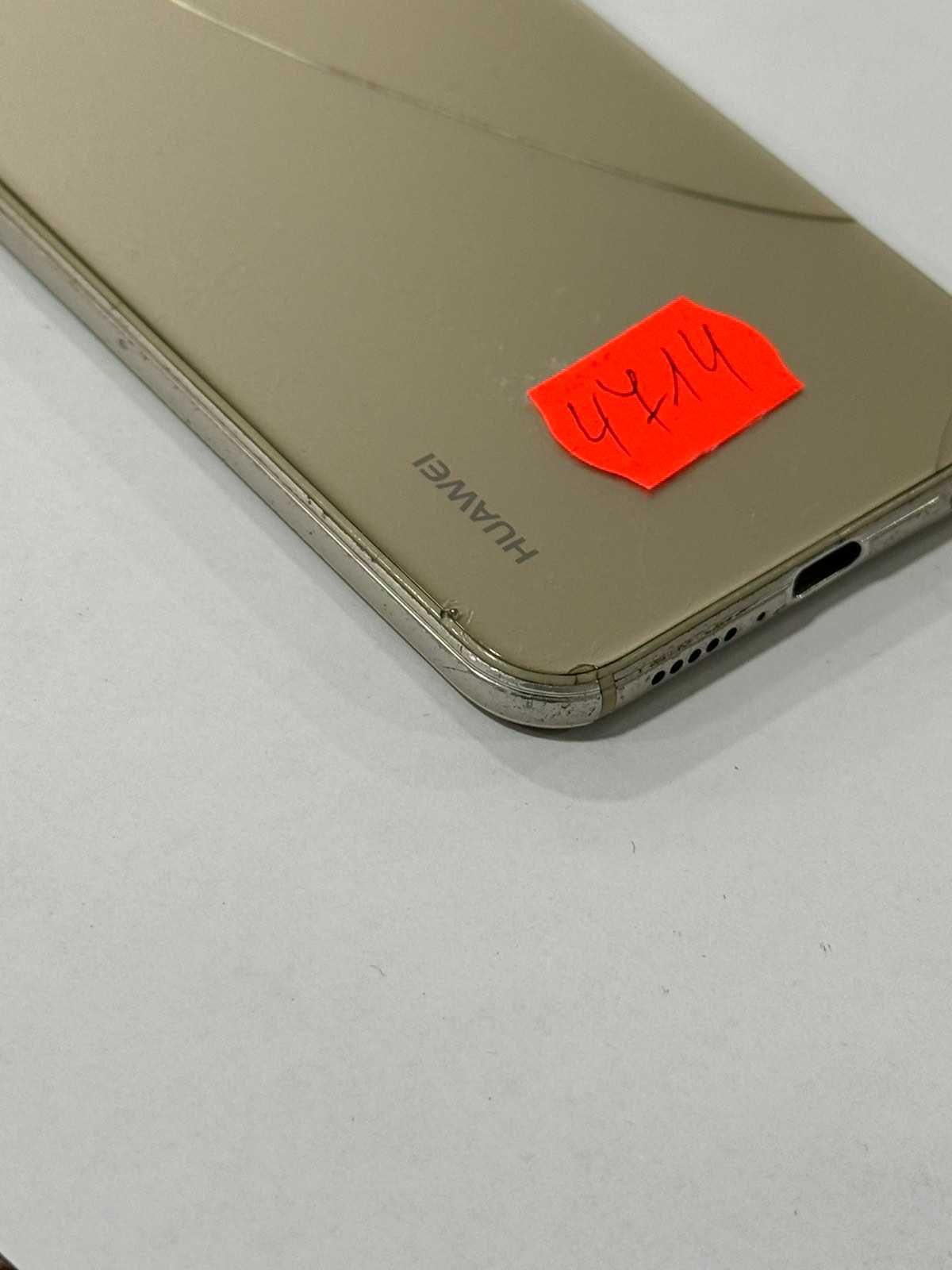 Продавам Huawei P20 Lite