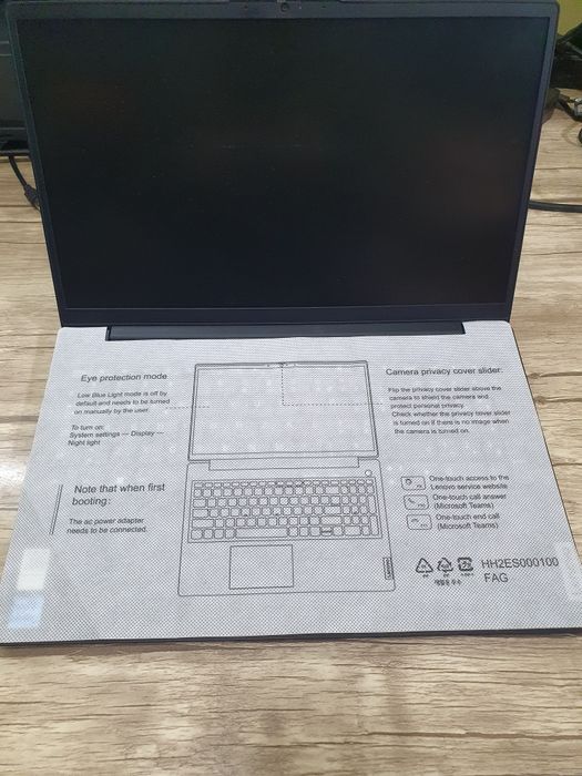 Ноутбук LENOVO i3 12-пок,12гб ддр4,256гб ссд nvme