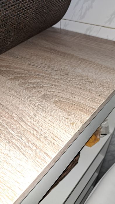 Masa de bucatarie,bar cu 4 scaune ot spatii imici