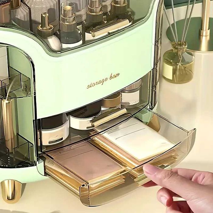 Уникална Перфектна кутия за козметикаНевероятно бижу-сега само за 66лв