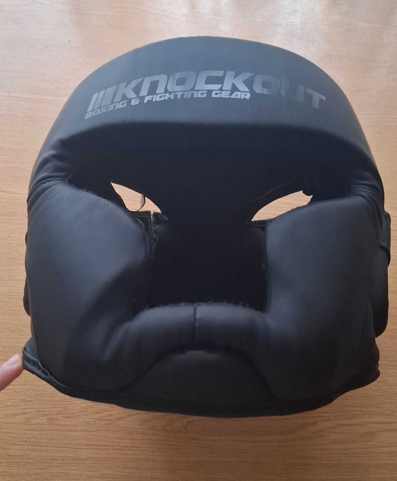 Sac,cască și mânuși de box