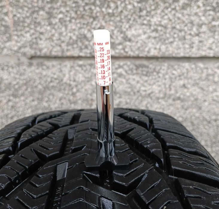 Две Зимни Гуми 205/55/16 - 7 мм грайфер - Kormoran  - 91 H - ДОТ 20 г