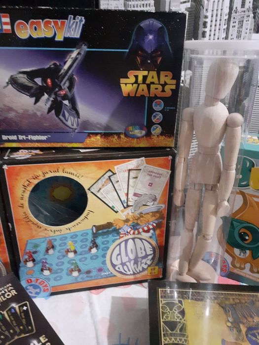 Monopoly nou nout,puzzle egipt,Globe Whizz,Star Wars nava Revell