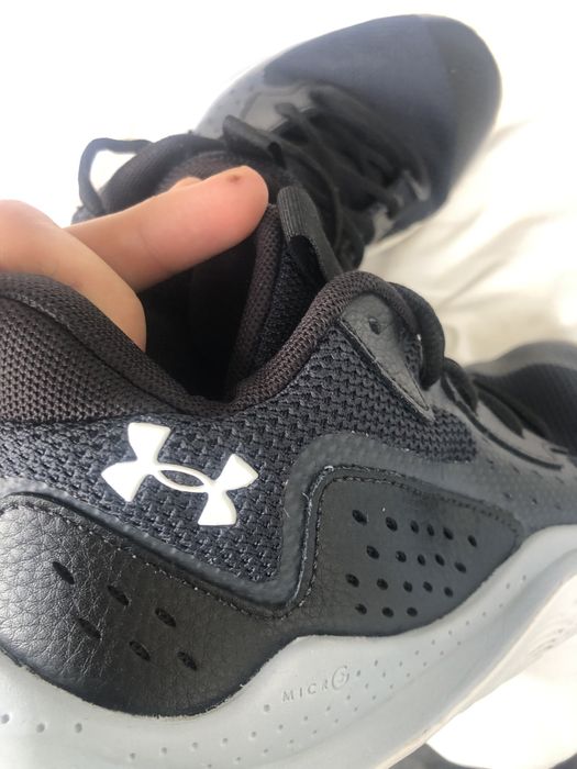 under armour обувки 40