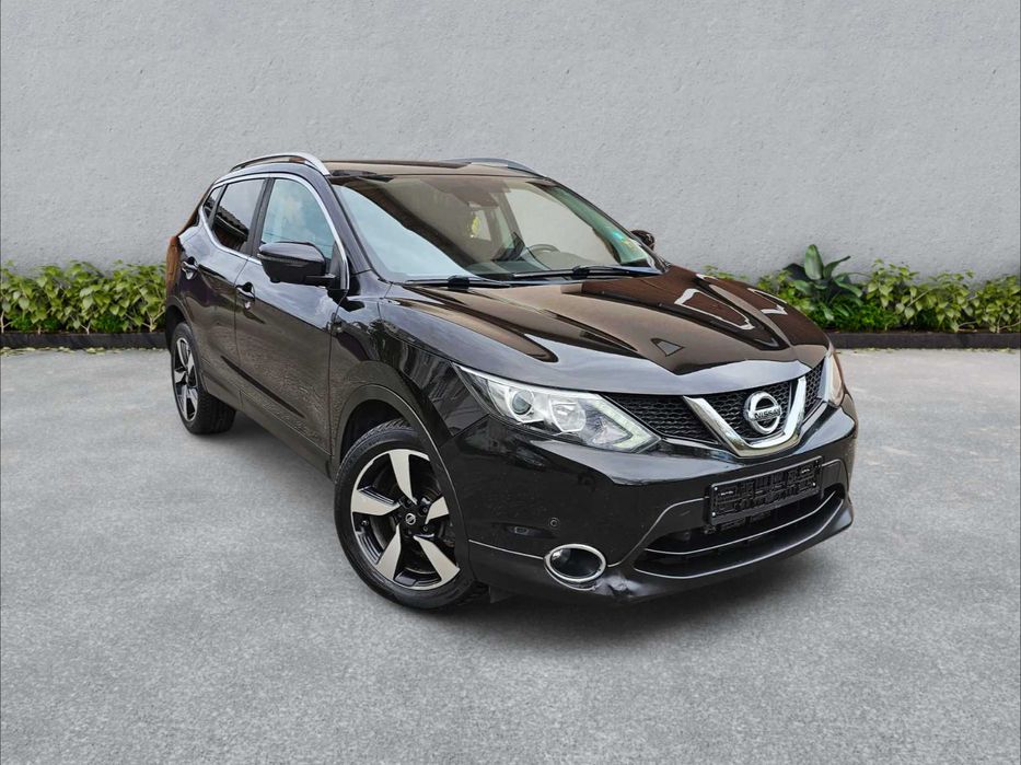 Nissan Qashqai / 2017 / 1.6 Diesel / Automat /Keyless/panoramic/Euro 6