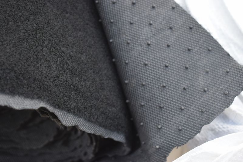 Material textil cu cauciuc 1 x 1.2m NEGRU