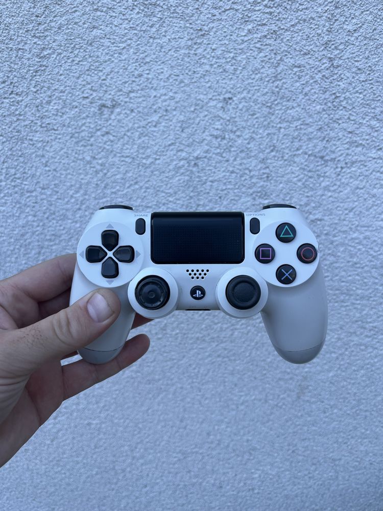 Ps4 Контролер (добро състояние)