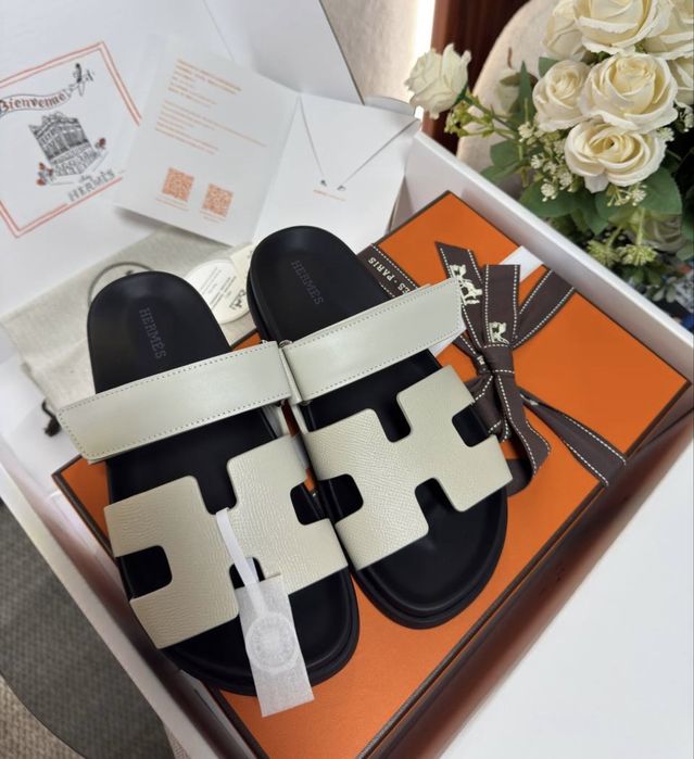 Papuci Hermes Chypre