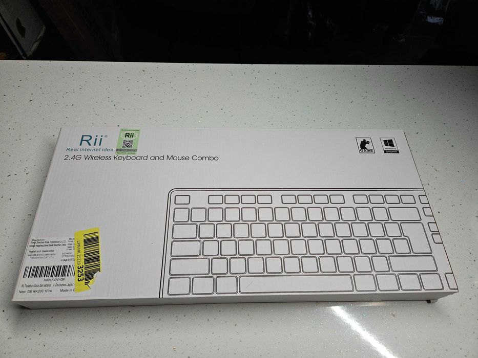 Set tastatura si mouse wireless, Rii, Negru, QWERTZ - PRET Neg!