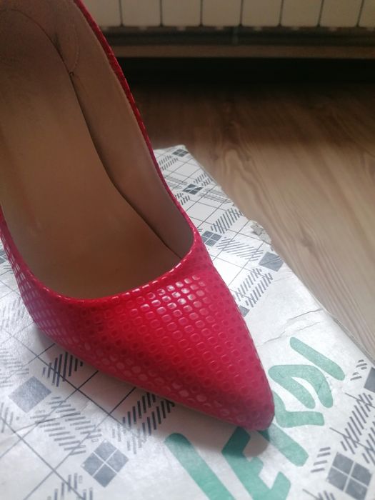 Pantofi stileto nr. 36